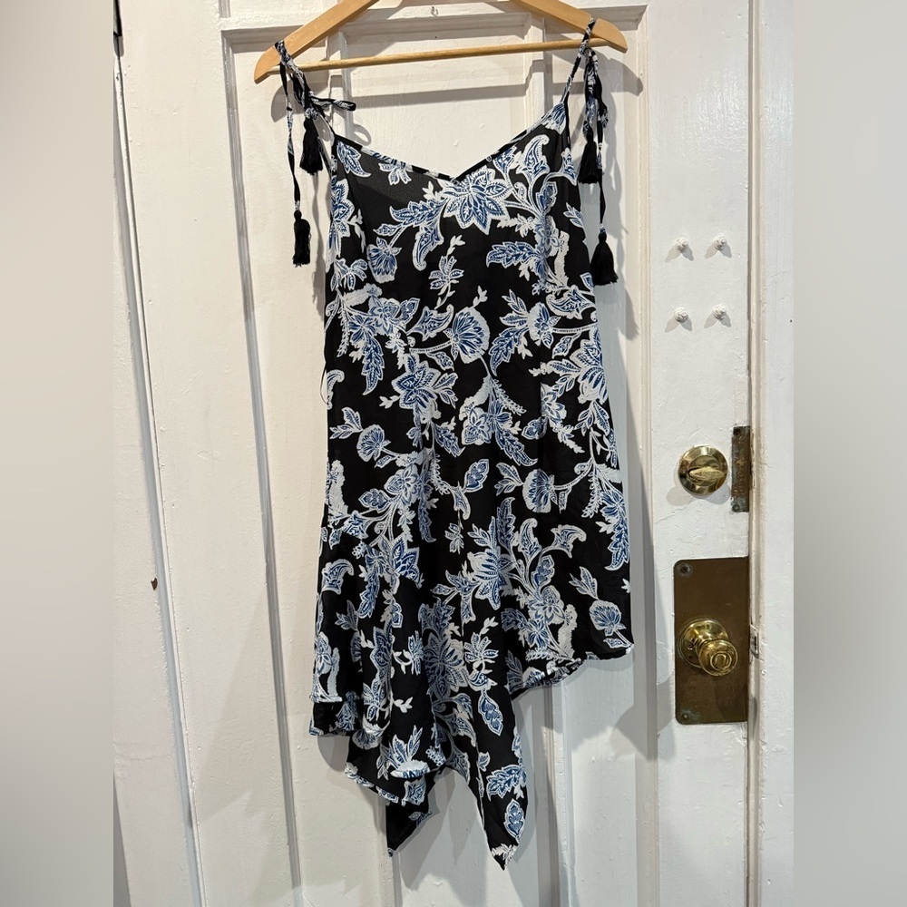 Vince Camuto Asymmetrical Dress with Black and Blue Floral Pattern